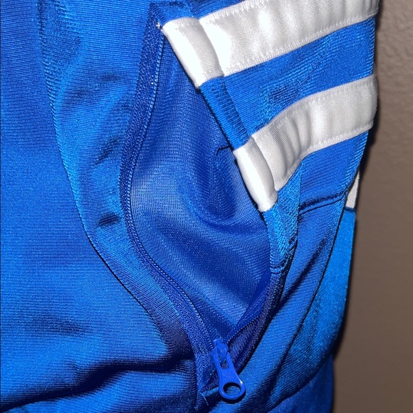 Adidas Men's Red and Blue Lightweight Jacket - Picture 7 of 13